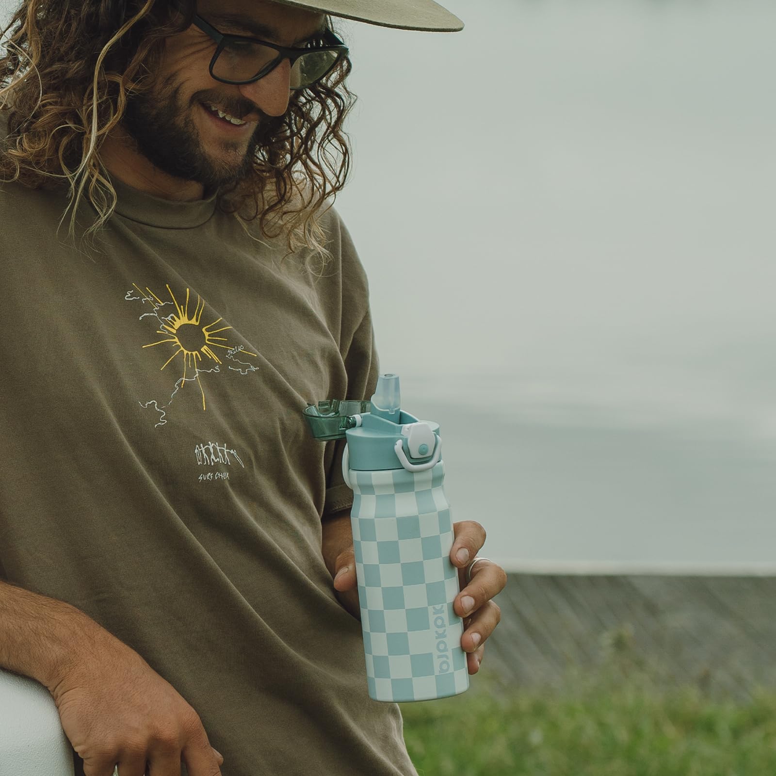 BJPKPK Insulated Water Bottle 18oz Stainless Steel Water Bottles with Straw and Carry Handle Double Wall Metal Thermal Flask,Light Blue Leopard